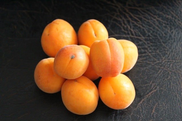 side effects of apricot